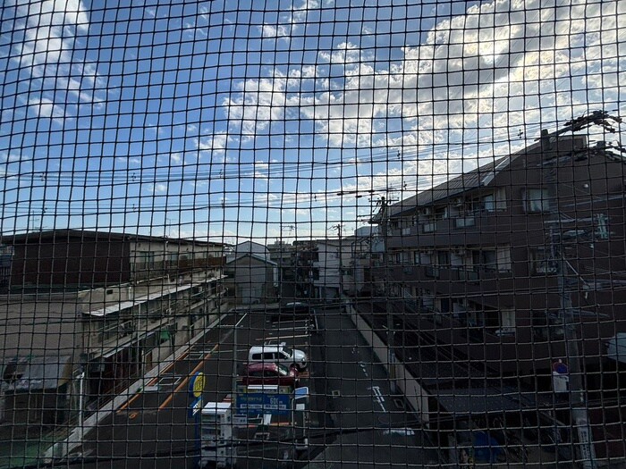 物件内観写真16　(室内からの展望)