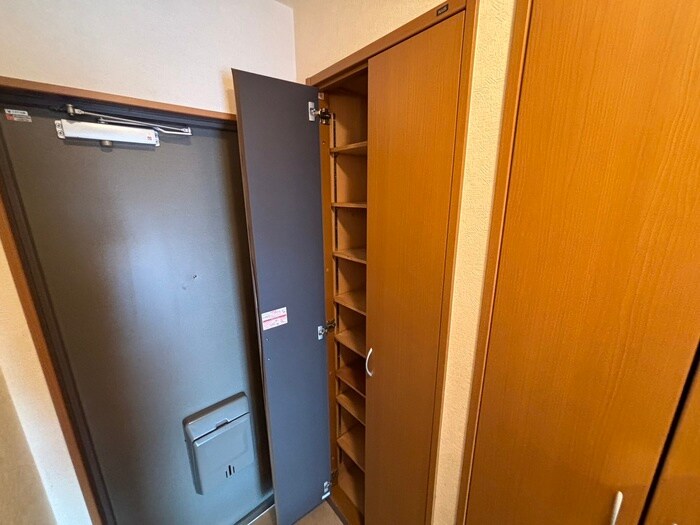 物件内観写真19　(靴箱)