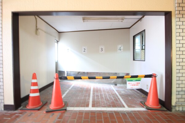 バイク置き場