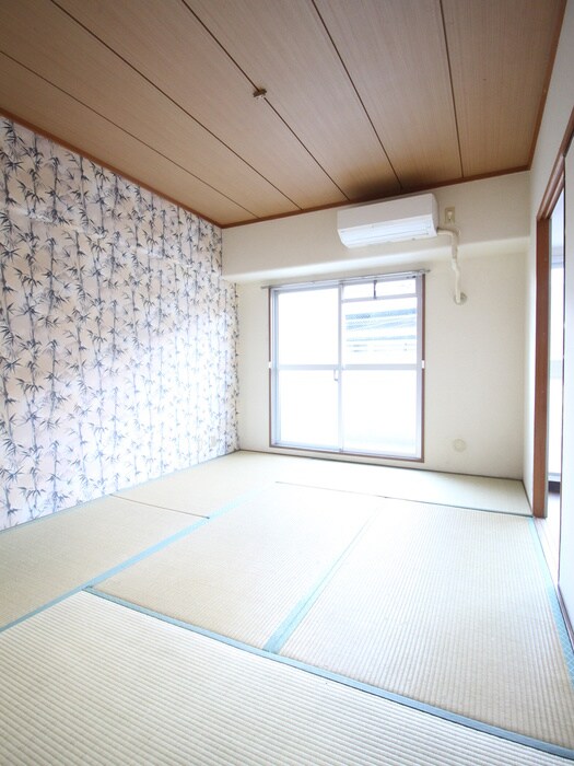 物件内観写真13　(居室)