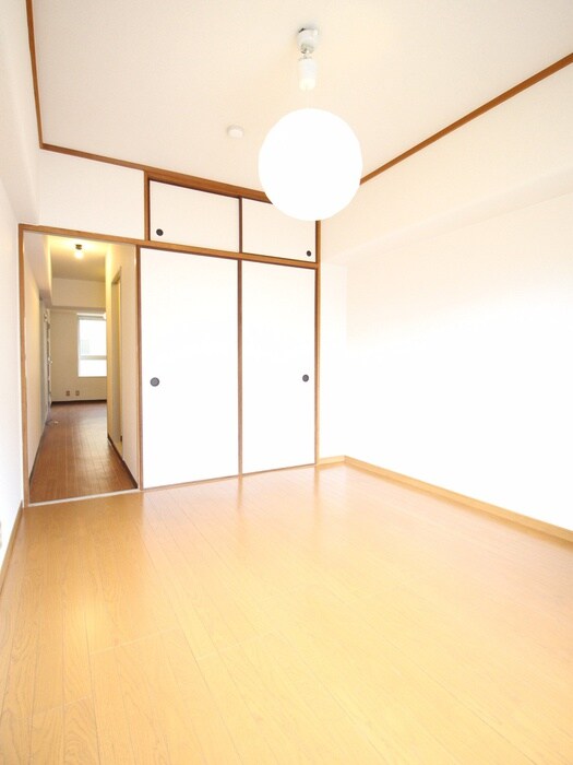 物件内観写真14　(居室)