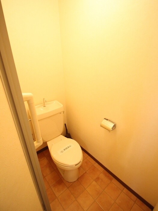 物件内観写真17　(トイレ)