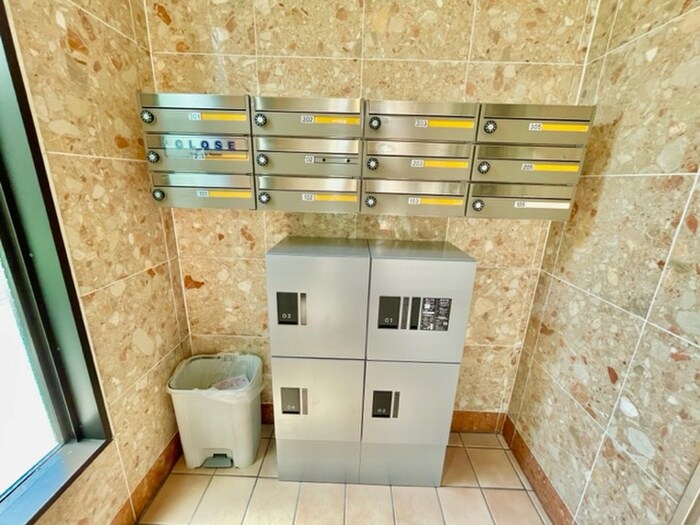 物件外観写真4　(建物設備)