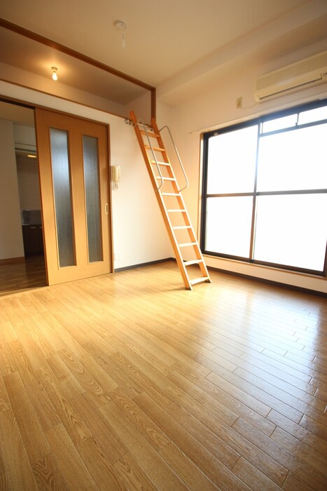 物件内観写真13　(居室)