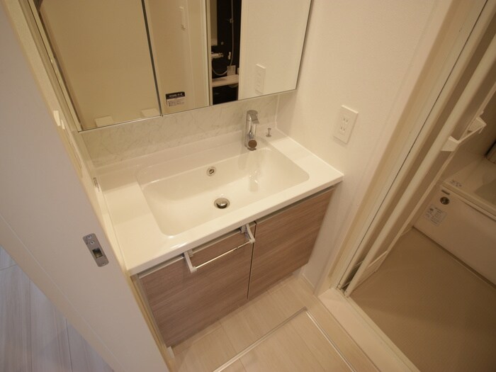 物件内観写真13　(洗面)