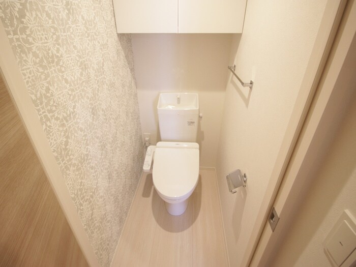 物件内観写真14　(トイレ)