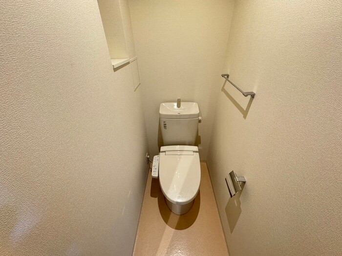 物件内観写真10　(トイレ)