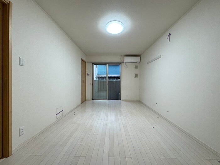 物件内観写真11　(居室)