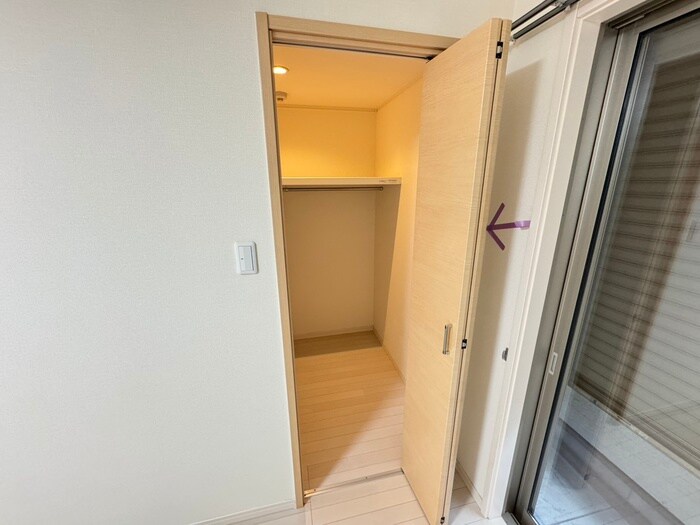 物件内観写真15　(収納)