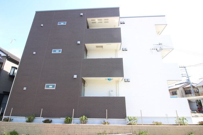 物件外観写真3　(外観写真)