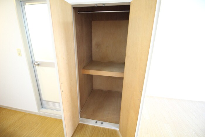 物件内観写真16　(収納)