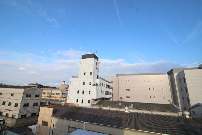 物件内観写真22　(室内からの展望)