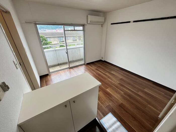 物件内観写真8　(廊下)