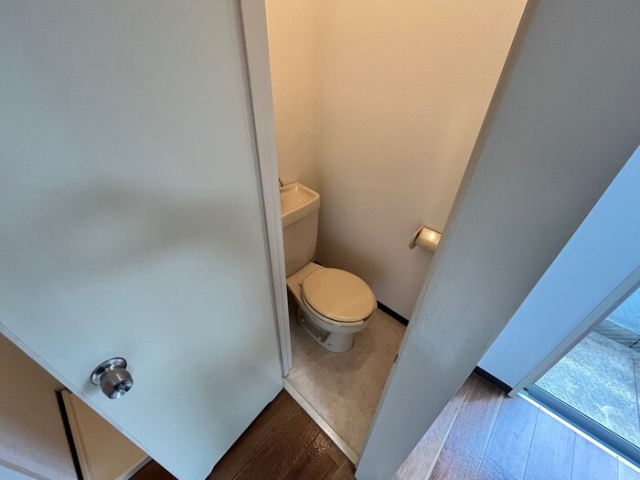 物件内観写真11　(トイレ)