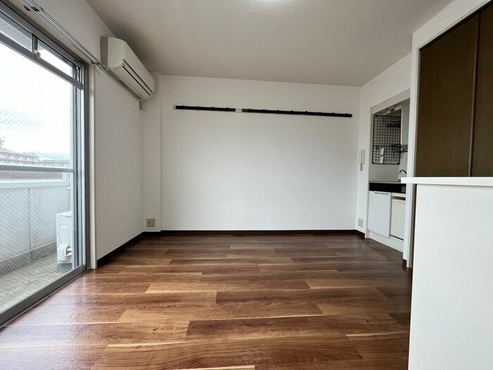 物件内観写真12　(居室)