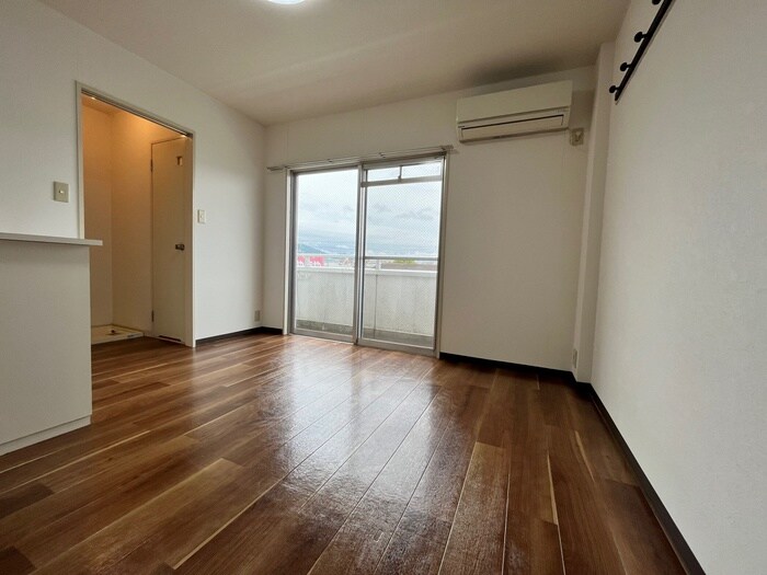 物件内観写真14　(居室)