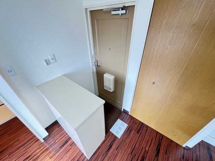 物件内観写真16　(靴箱)