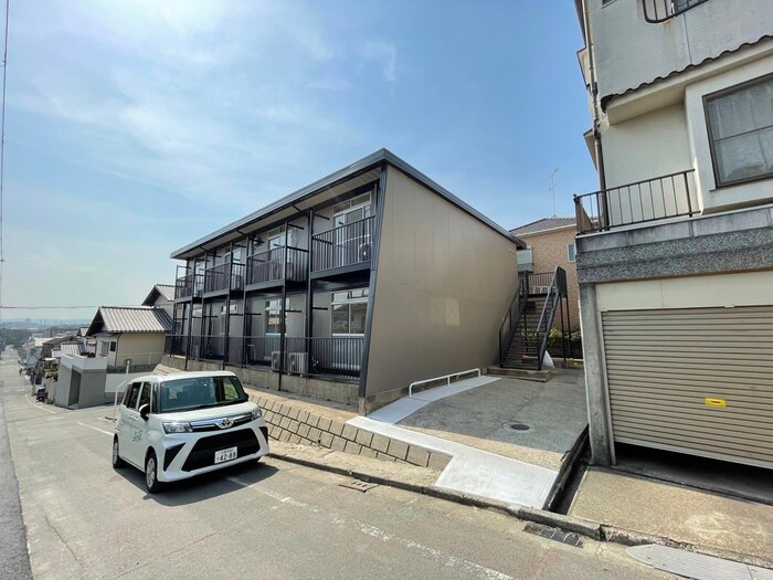 物件外観写真2　(外観写真)