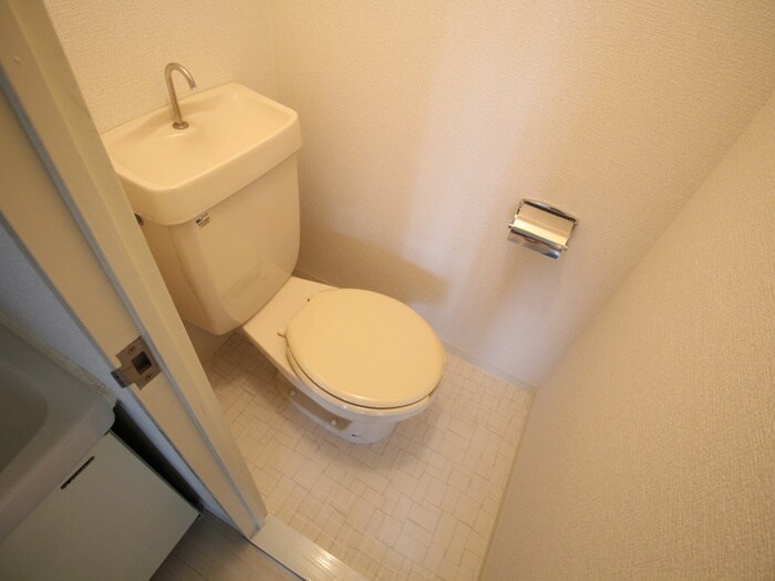 物件内観写真10　(トイレ)