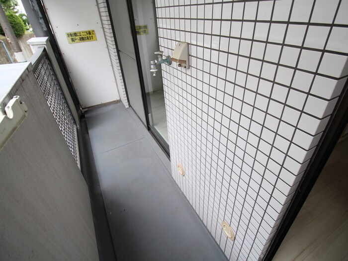 物件内観写真14　(洗濯機置場)