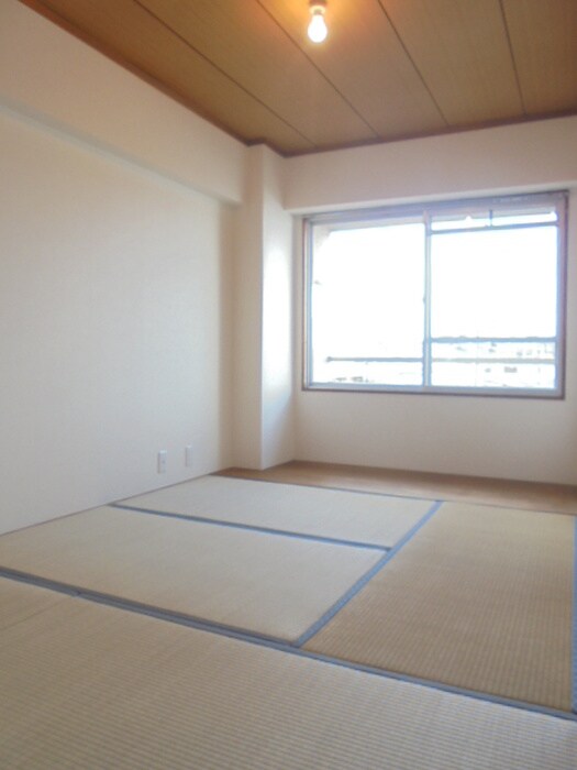 物件内観写真13　(居室)