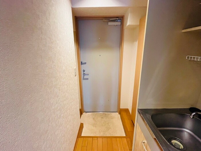 物件内観写真14　(玄関)