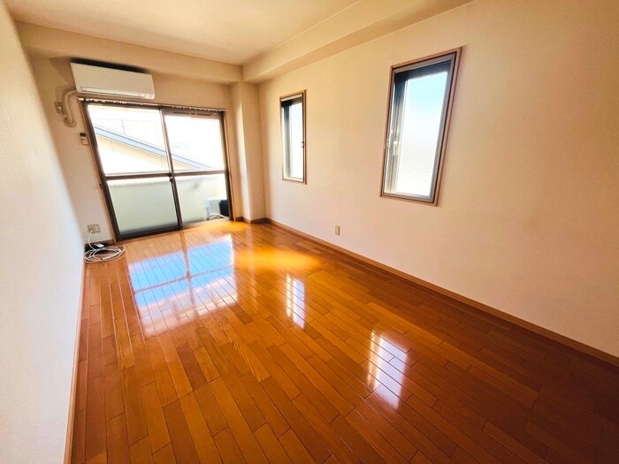 物件内観写真18　(居室)