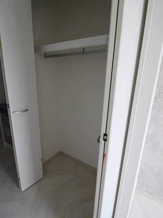 物件内観写真13　(収納)