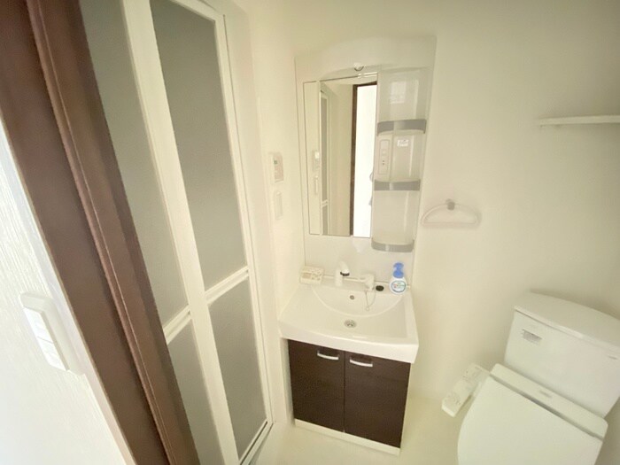 物件内観写真12　(洗面)
