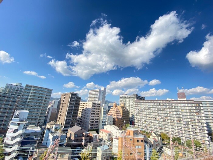 物件内観写真18　(室内からの展望)