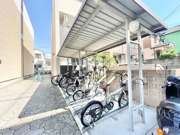 駐輪場