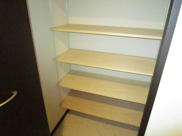物件内観写真12　(靴箱)