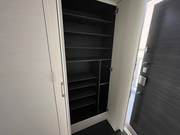 物件内観写真17　(靴箱)