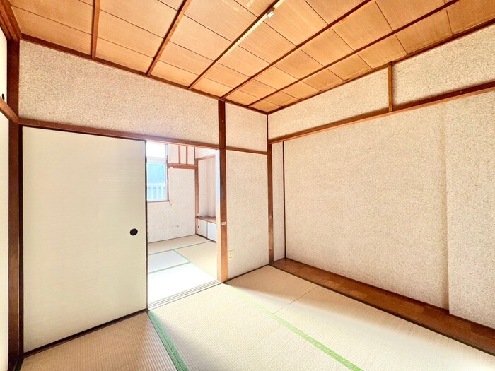 物件内観写真3　(居室)