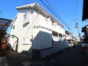 パヴィオン・ド・ラレーヌ外観写真