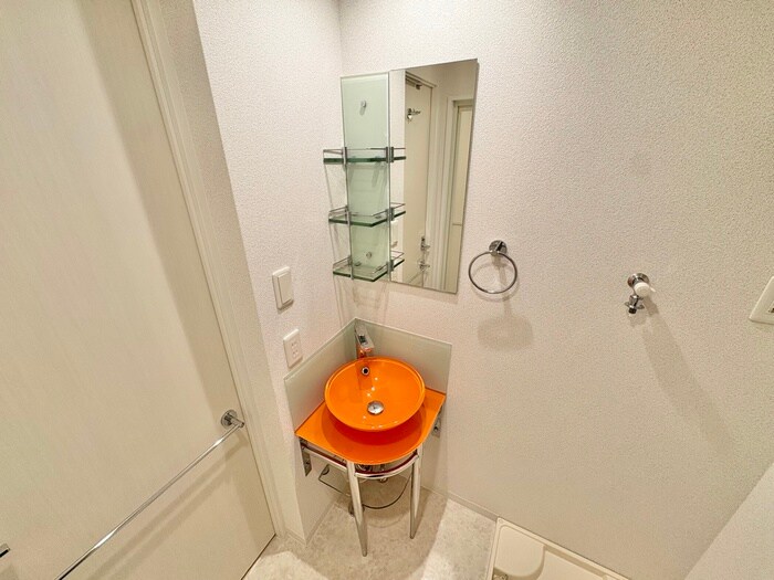 物件内観写真12　(洗面)