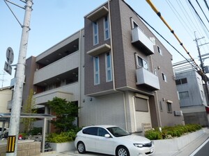 シャーメゾンアスト外観写真