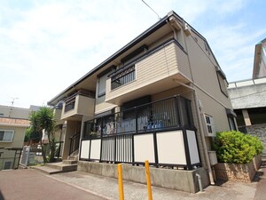 グリ－ンヒル箕面Ｄ棟外観写真
