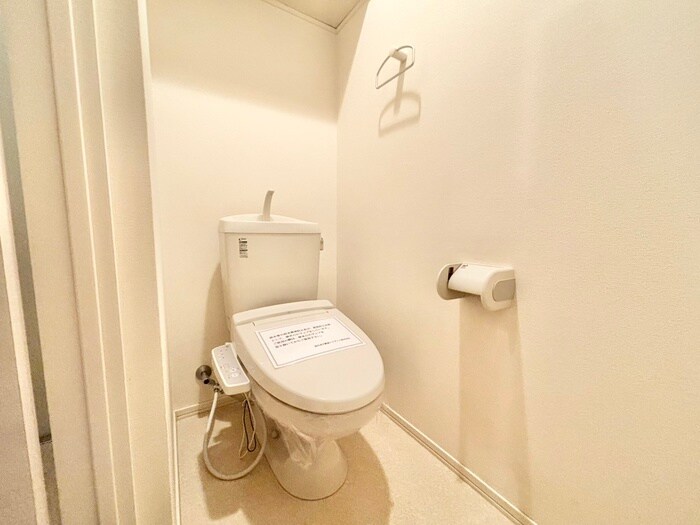 物件内観写真14　(トイレ)