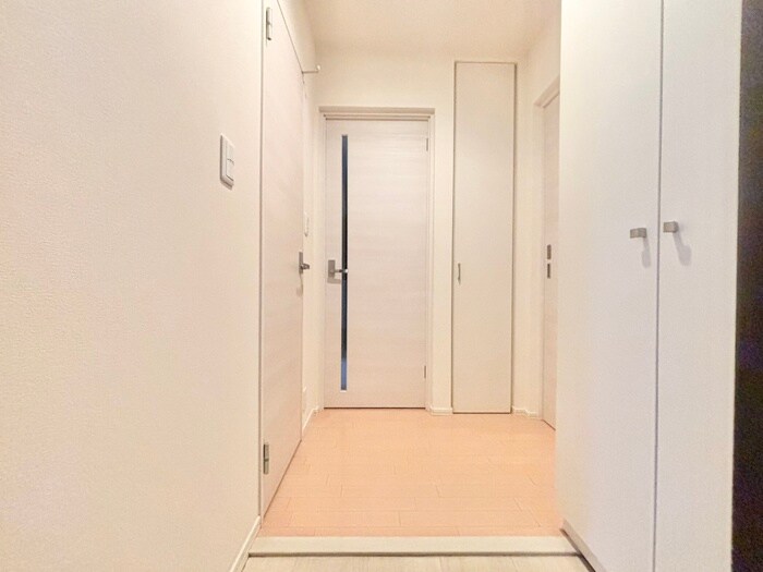 物件内観写真15　(玄関)