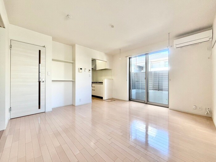 物件内観写真18　(居室)