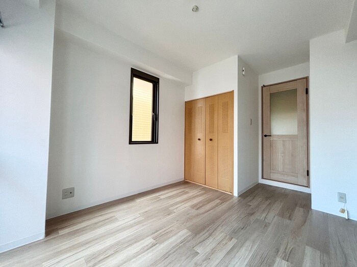 物件内観写真11　(居室)