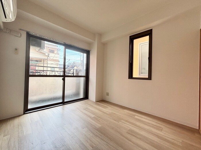 物件内観写真13　(居室)