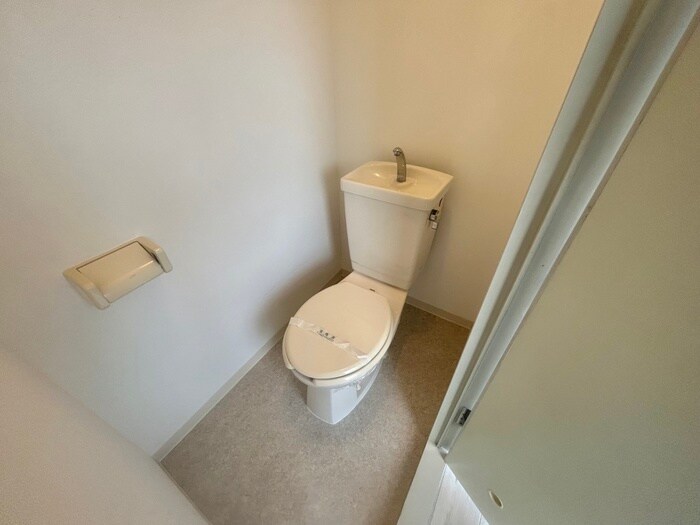 物件内観写真18　(トイレ)