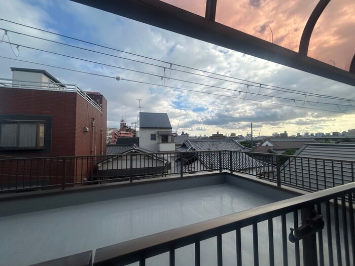 物件内観写真22　(室内からの展望)