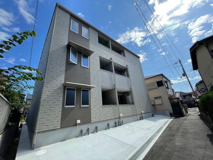 物件外観写真1　(外観写真)