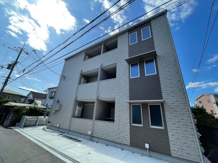 物件外観写真2　(外観写真)