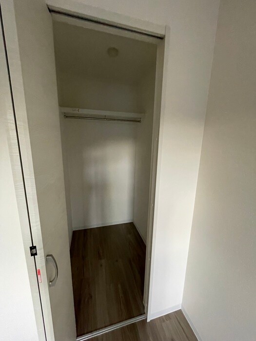 物件内観写真11　(収納)