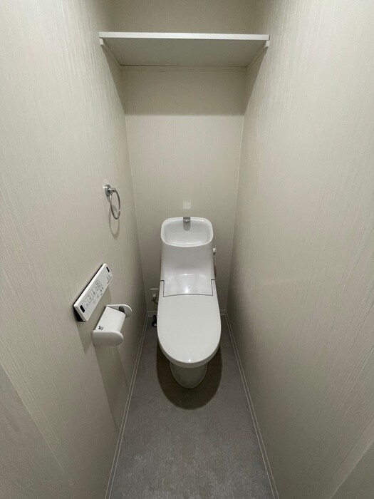 物件内観写真14　(トイレ)