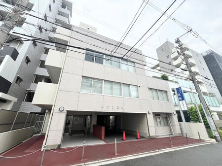 メゾン江坂外観写真